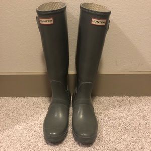 Grey Hunter Boots - US 8